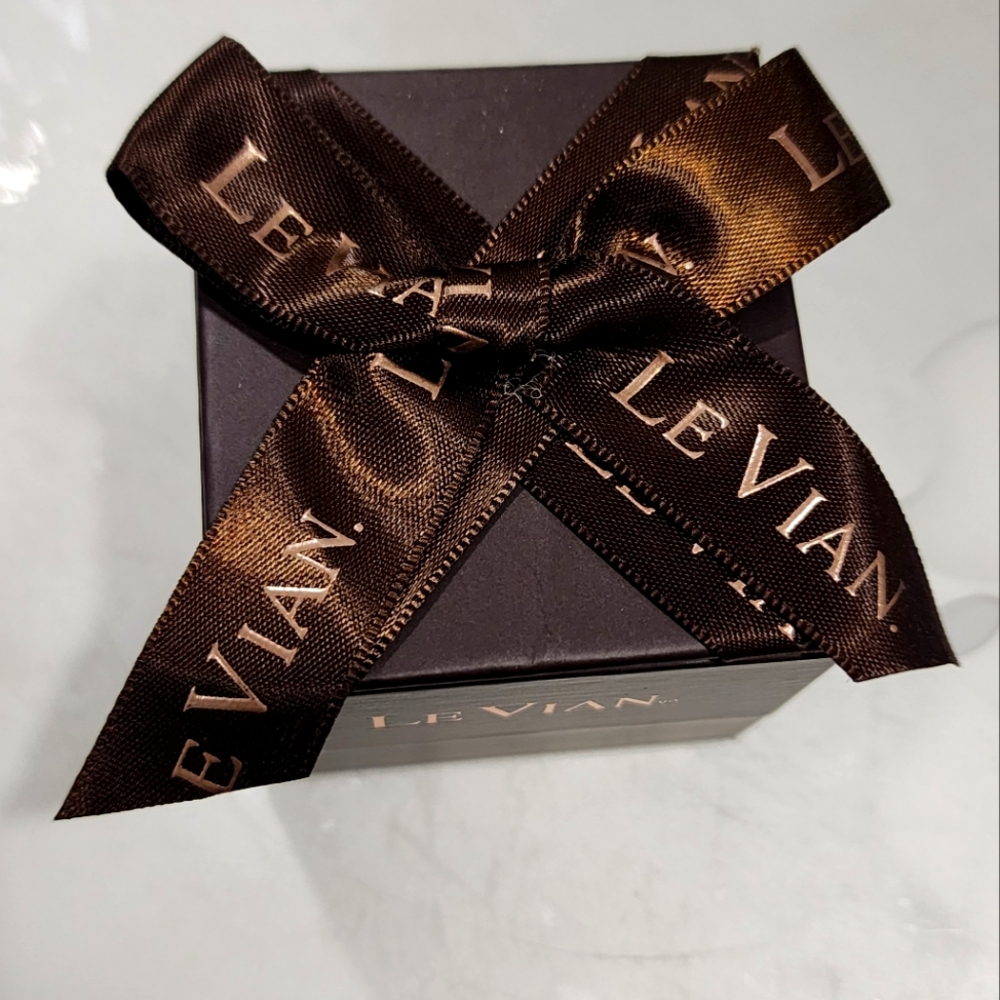 COPY - Le Vian empty ring /necklace box